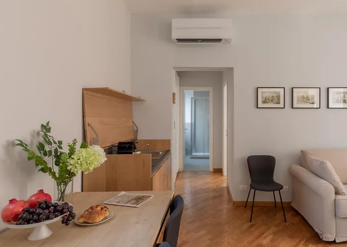 Apartament Iflat Trevi Charming Fons Trevi Iii *